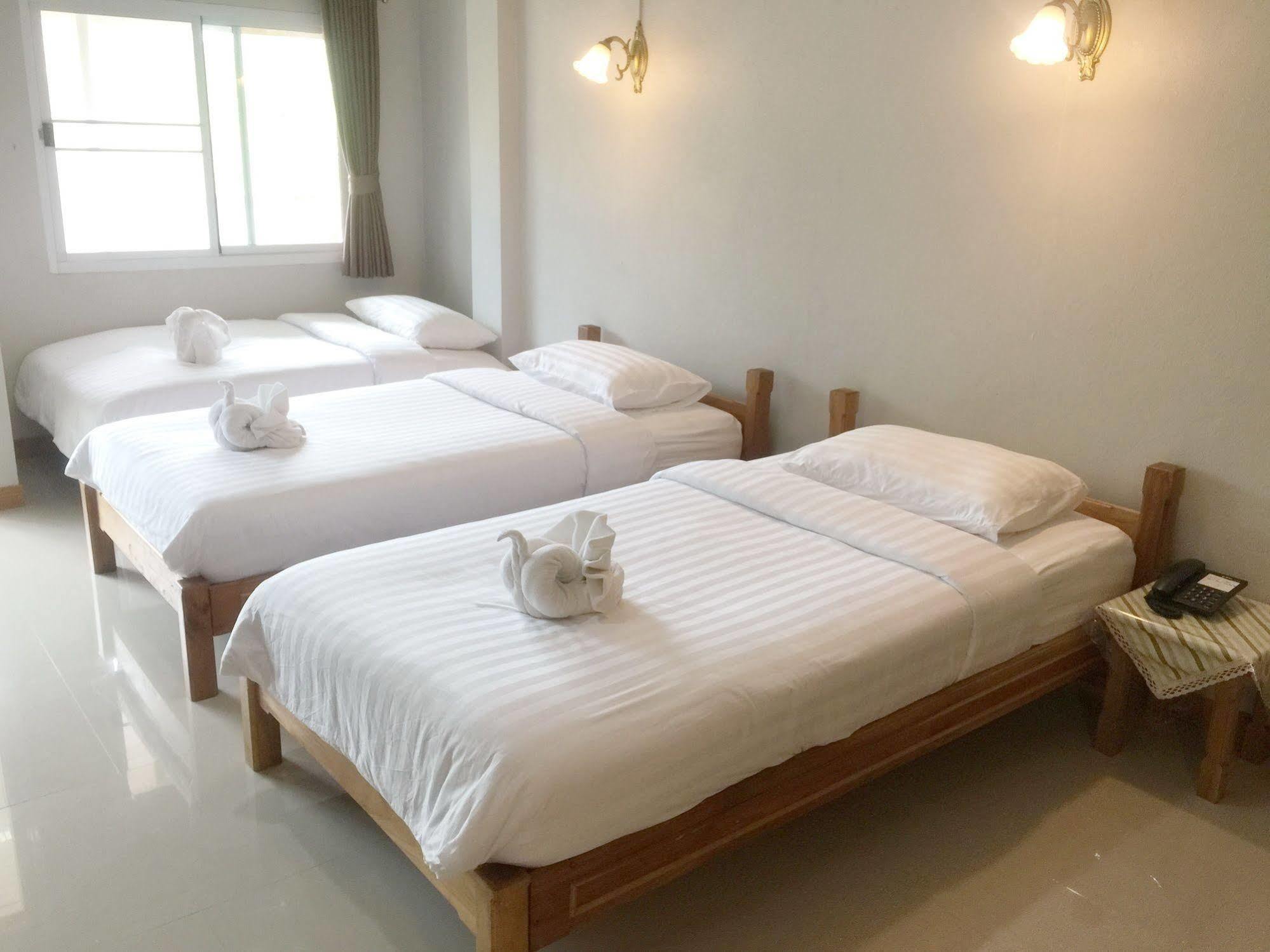 Baan Bangrak Residence Trang Ngoại thất bức ảnh
