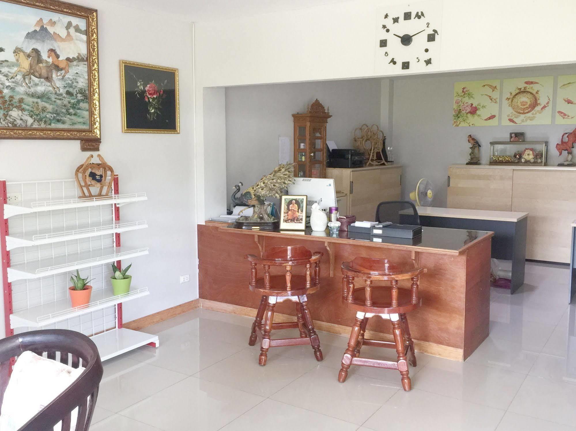 Baan Bangrak Residence Trang Ngoại thất bức ảnh
