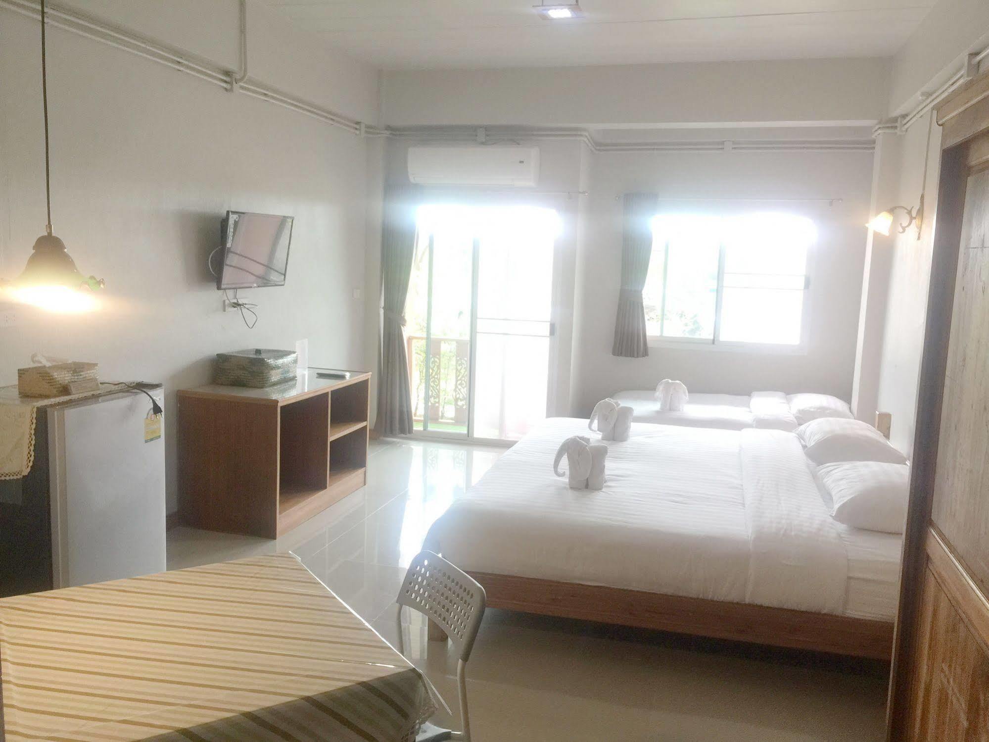 Baan Bangrak Residence Trang Ngoại thất bức ảnh