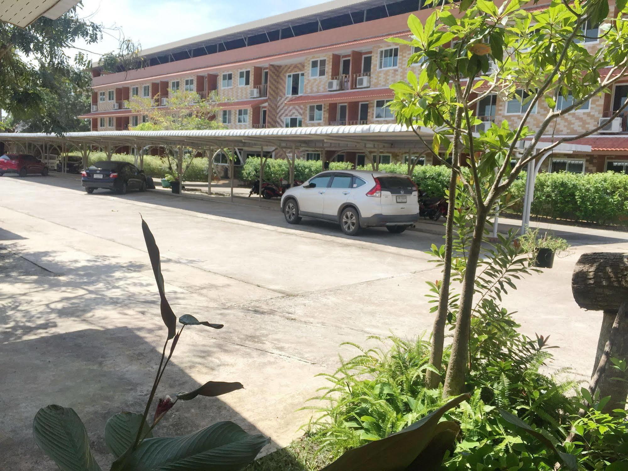 Baan Bangrak Residence Trang Ngoại thất bức ảnh